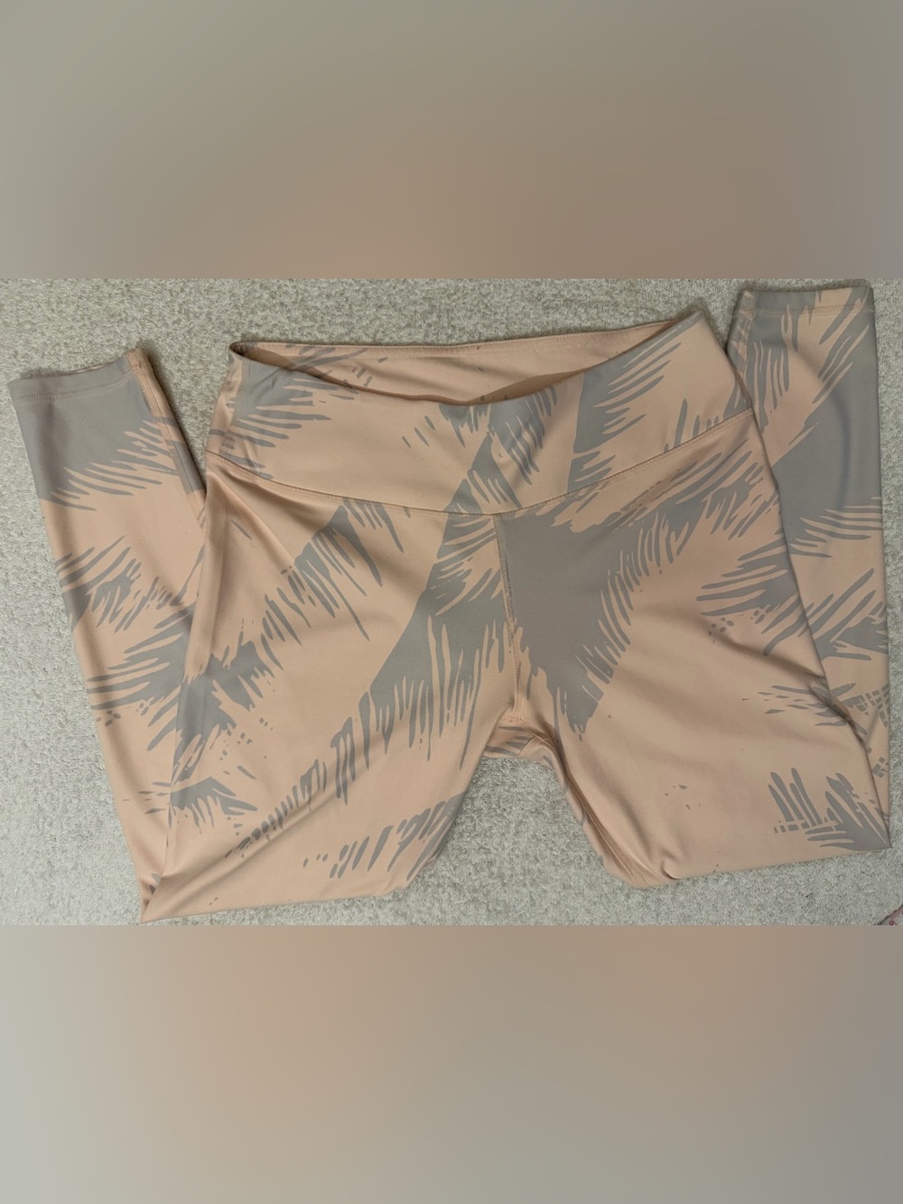 Fabletics Define PowerHold Mid-Rise Performance Leggings Tropical Calypso Print